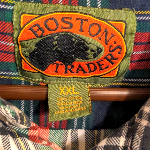 ☀️ Flannel Shirt ☀️ - Picture 2 of 4